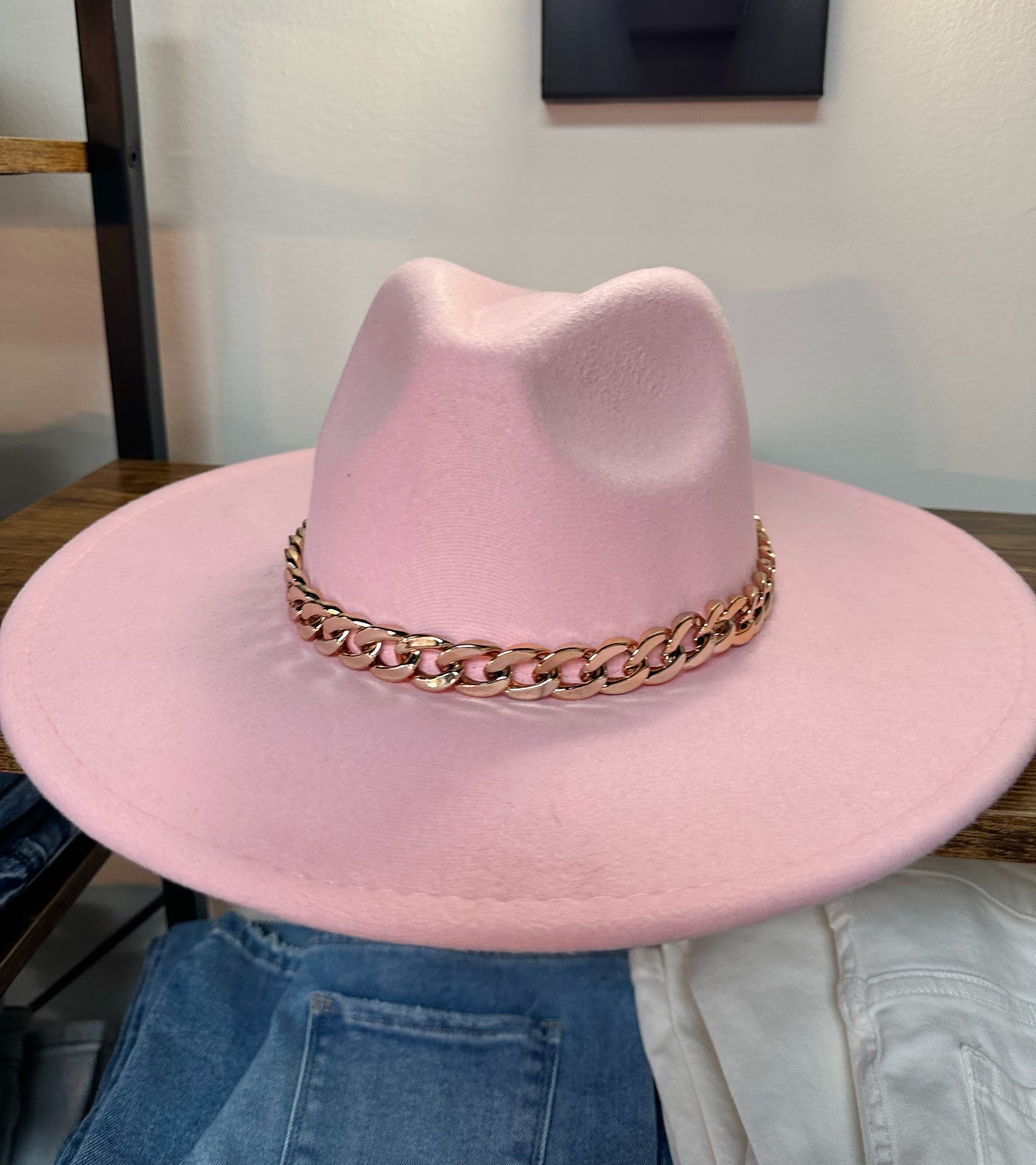Vintage Plain Fedora Hat w/ Gold Chain