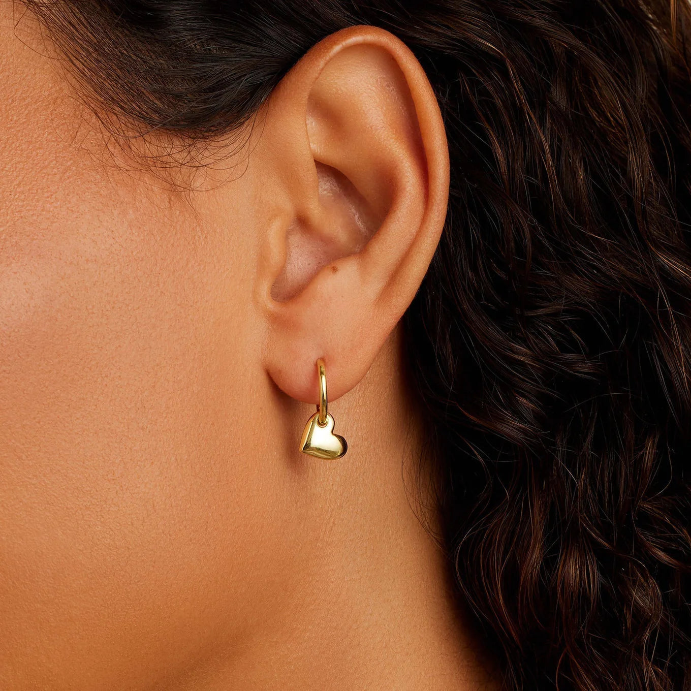 Gorjana Lou Heart Huggies