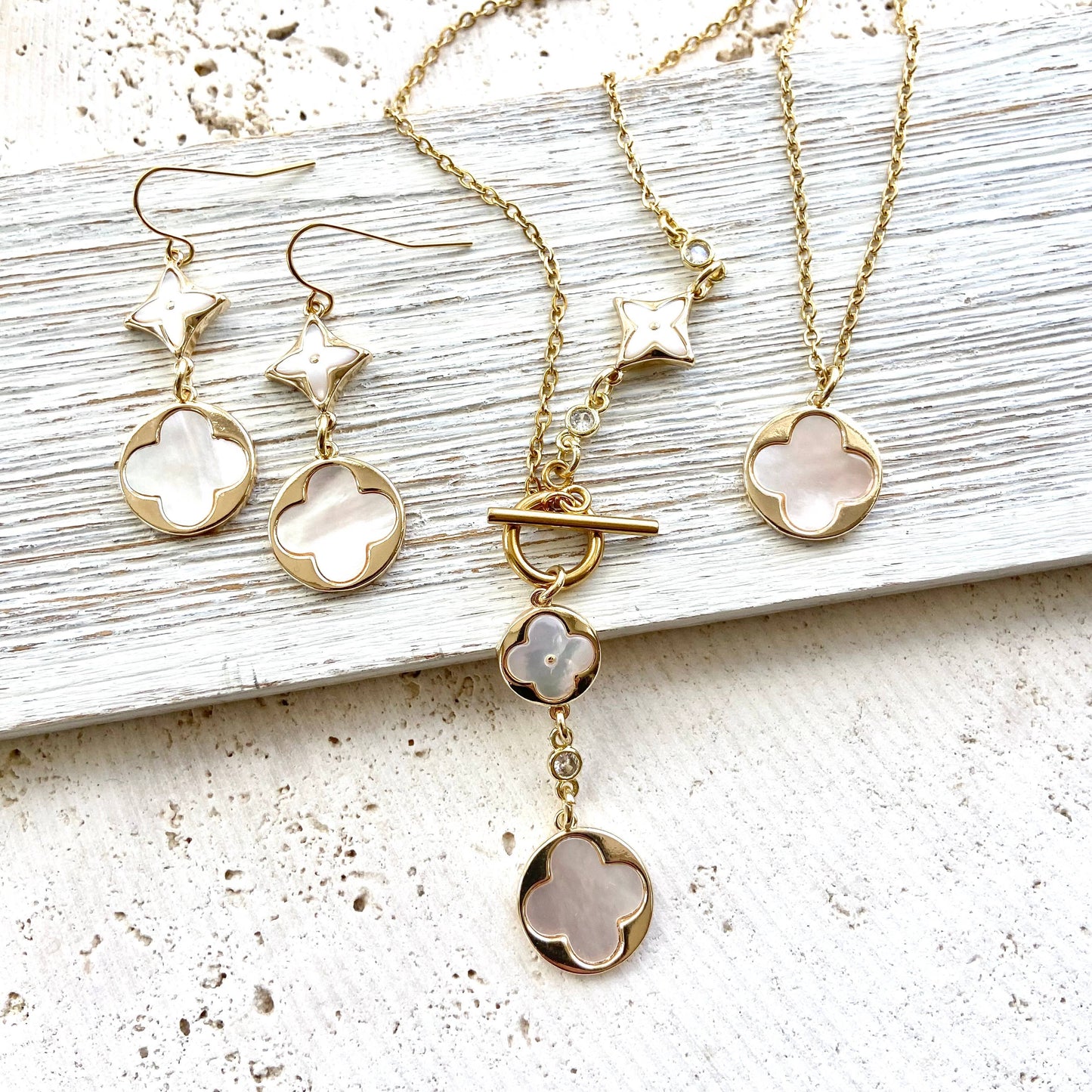 Shelia Clover earring