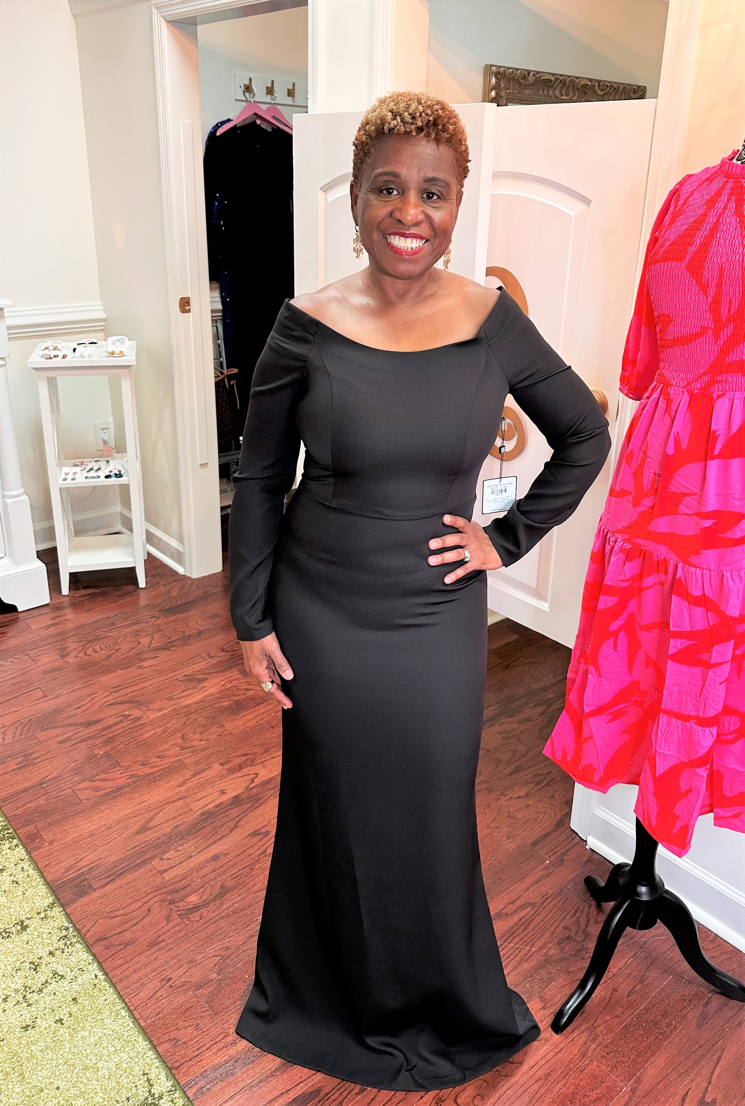Long Fitted Formal Dress 10 / Black