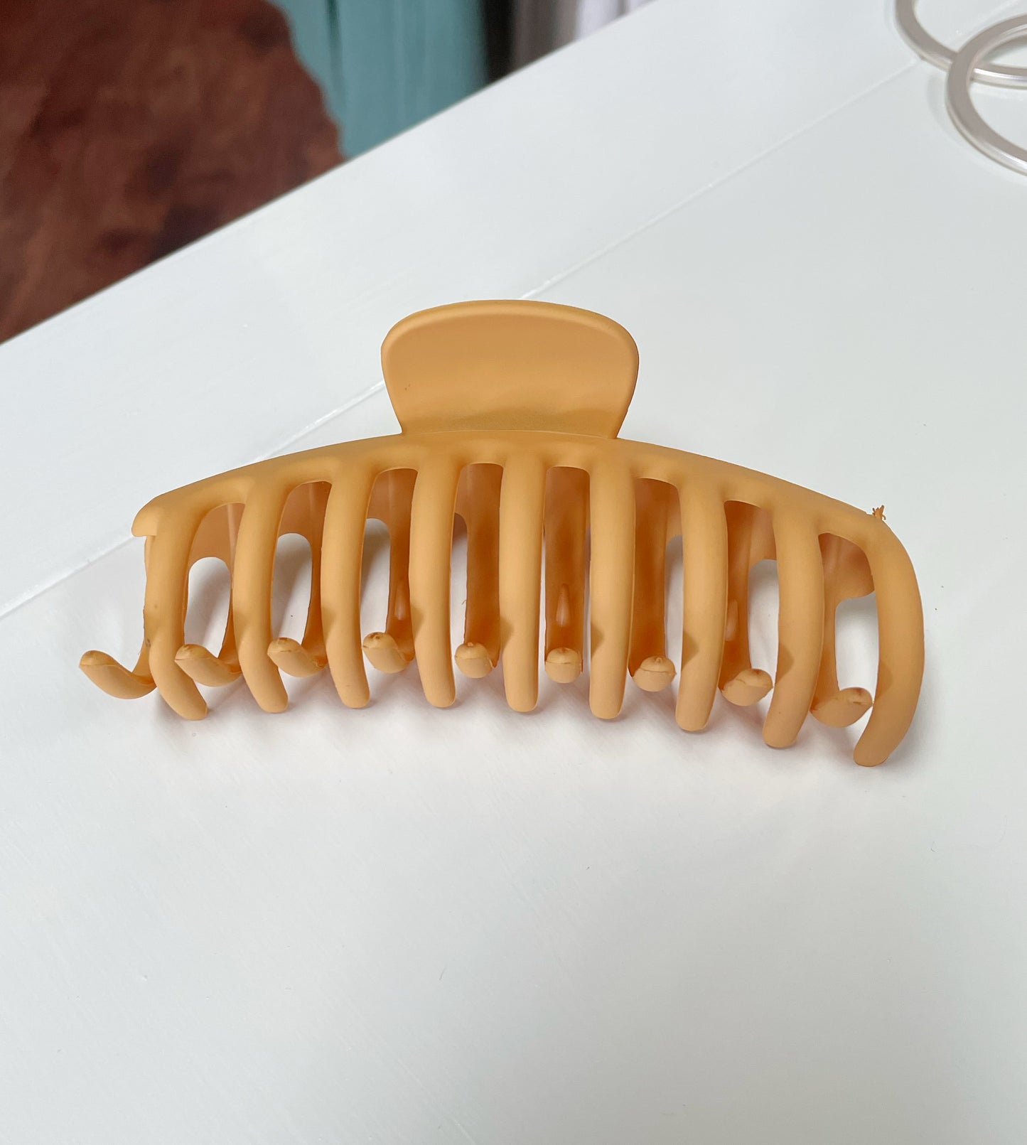 Oversized Claw Clips