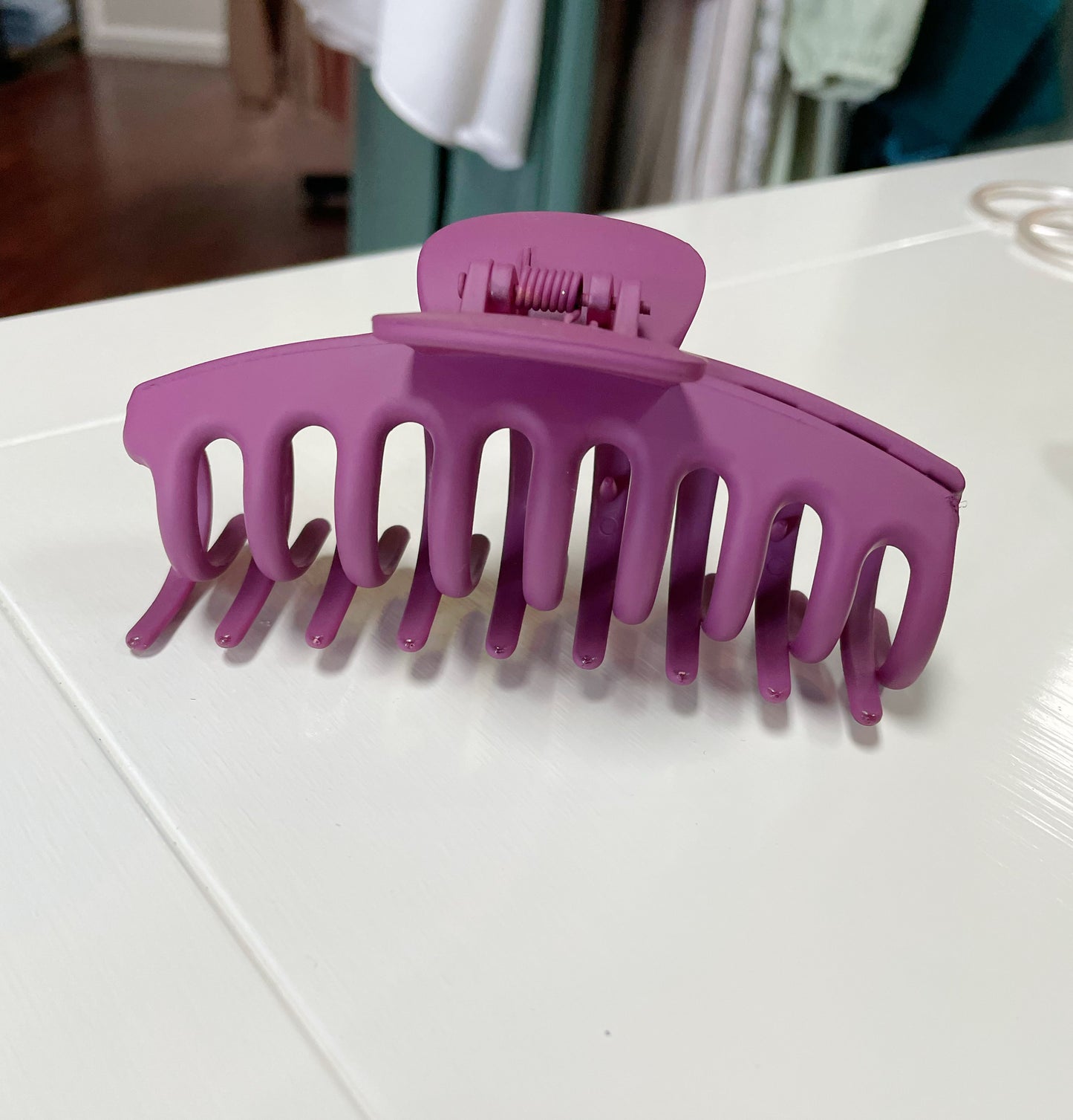 Oversized Claw Clips