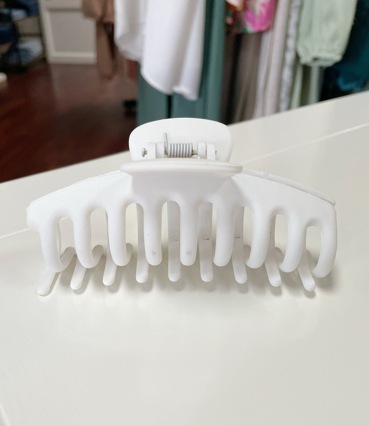 Oversized Claw Clips