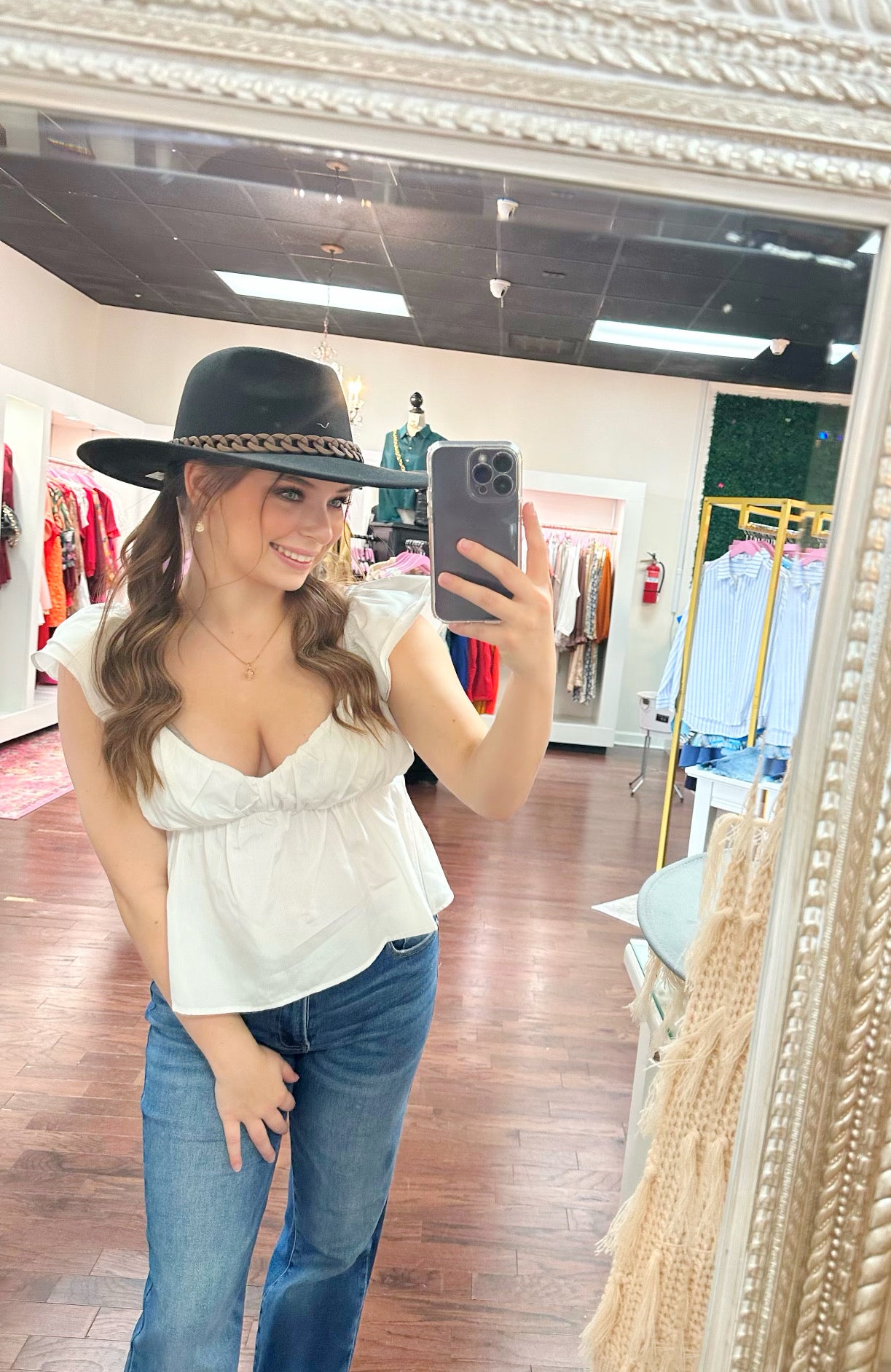 Wide Brim Fedora Hat With Matte Chain