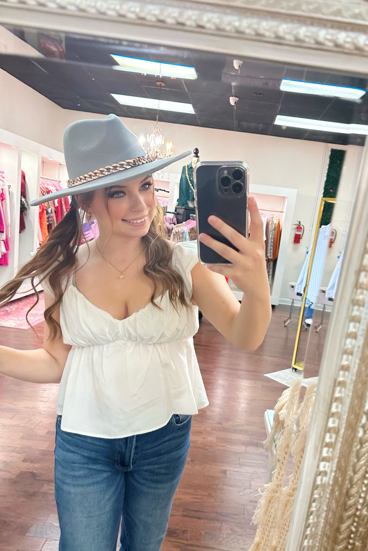 Vintage Plain Fedora Hat w/ Gold Chain