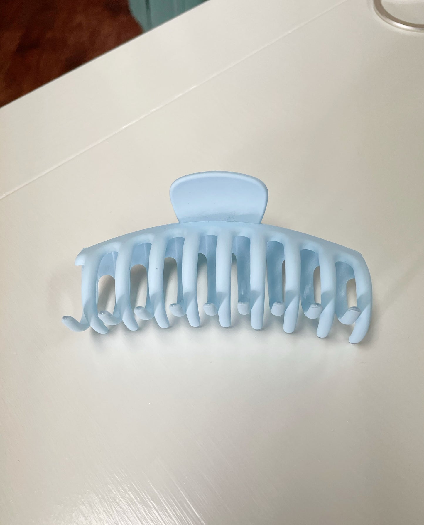 Oversized Claw Clips