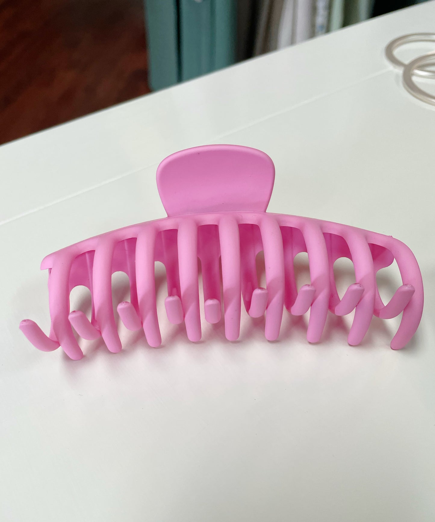 Oversized Claw Clips