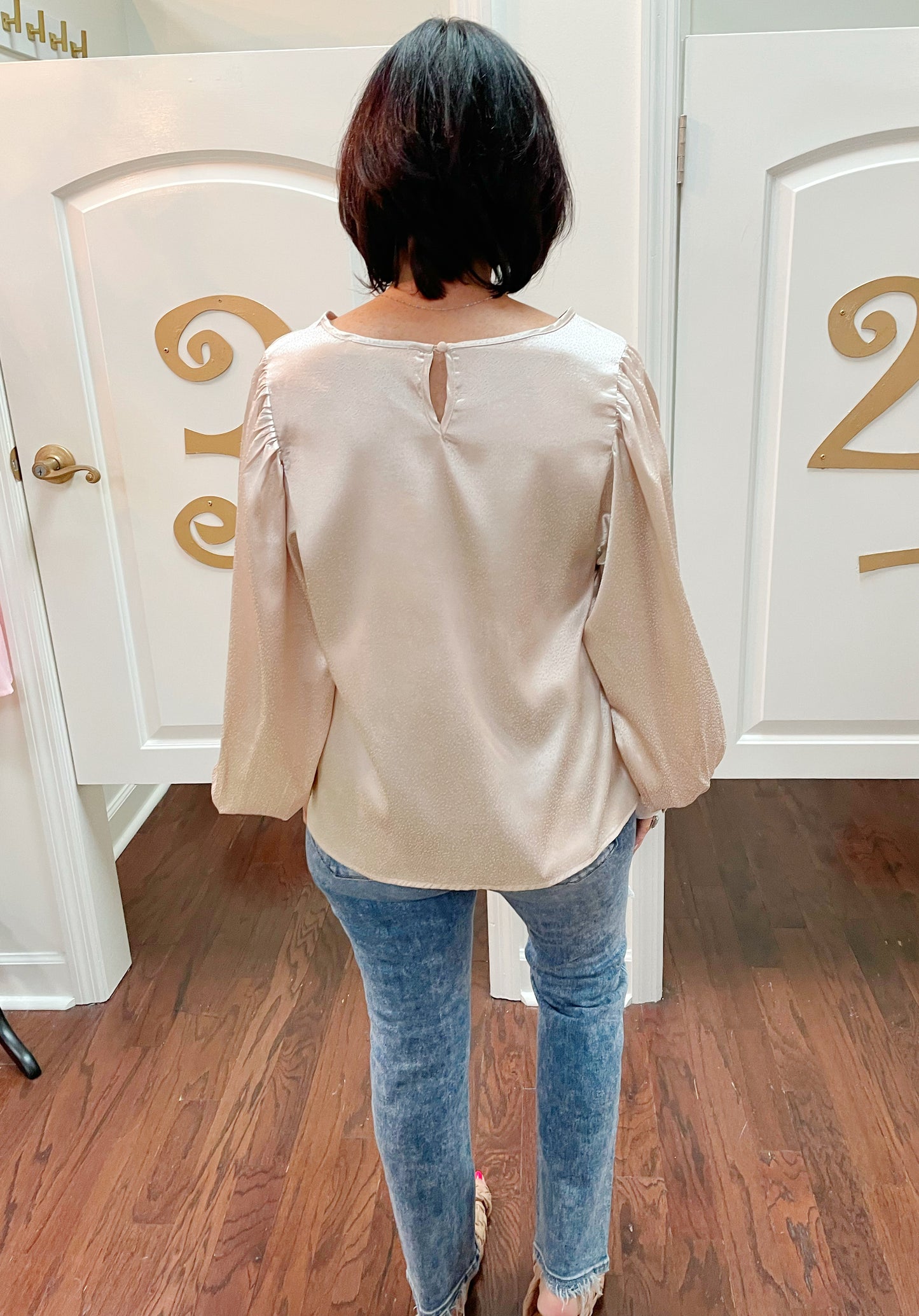 Round Neck Satin Jacquard Fabric Top