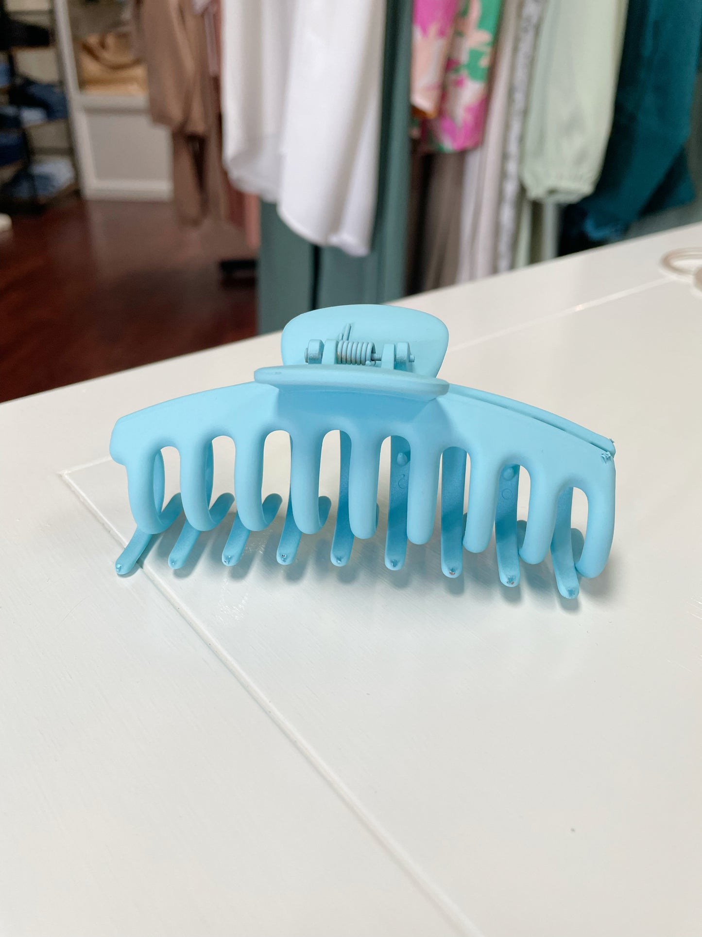 Oversized Claw Clips