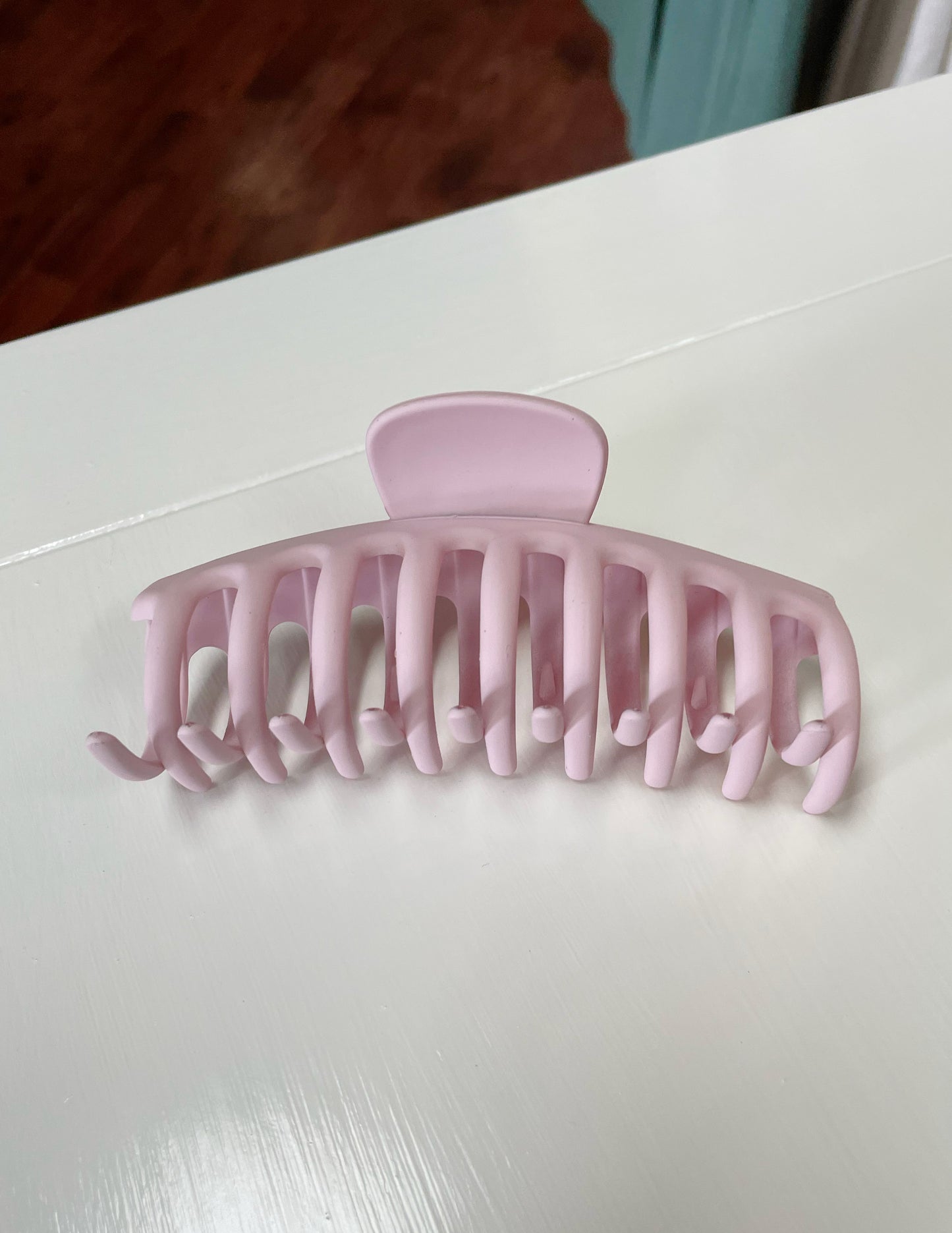 Oversized Claw Clips