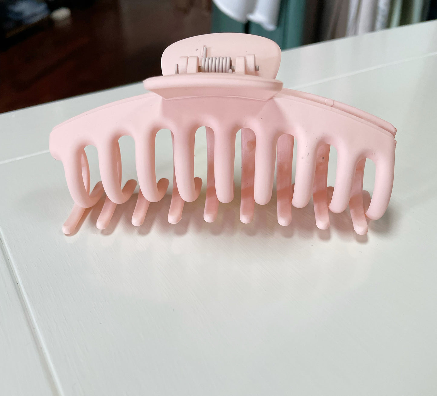 Oversized Claw Clips