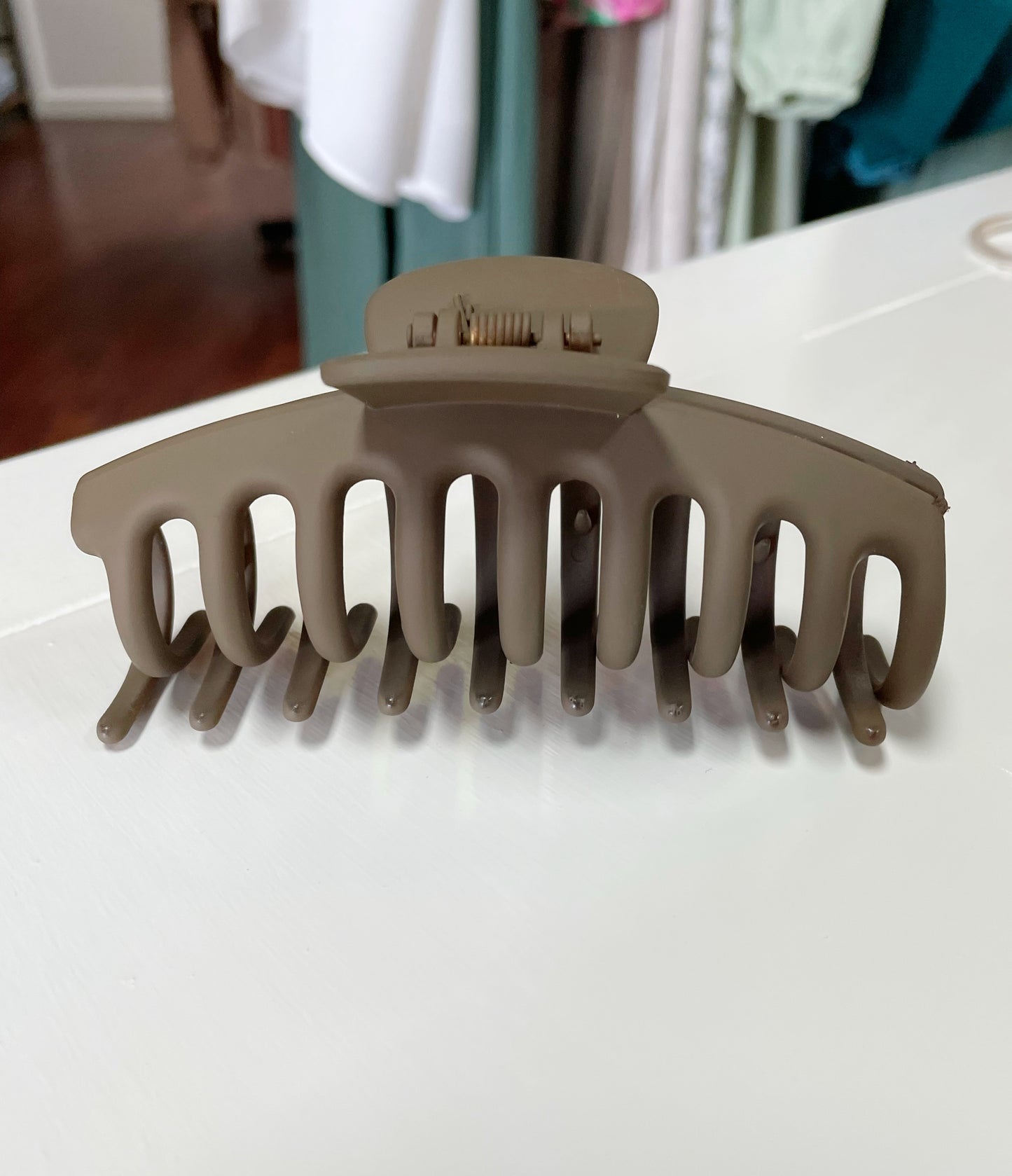 Oversized Claw Clips