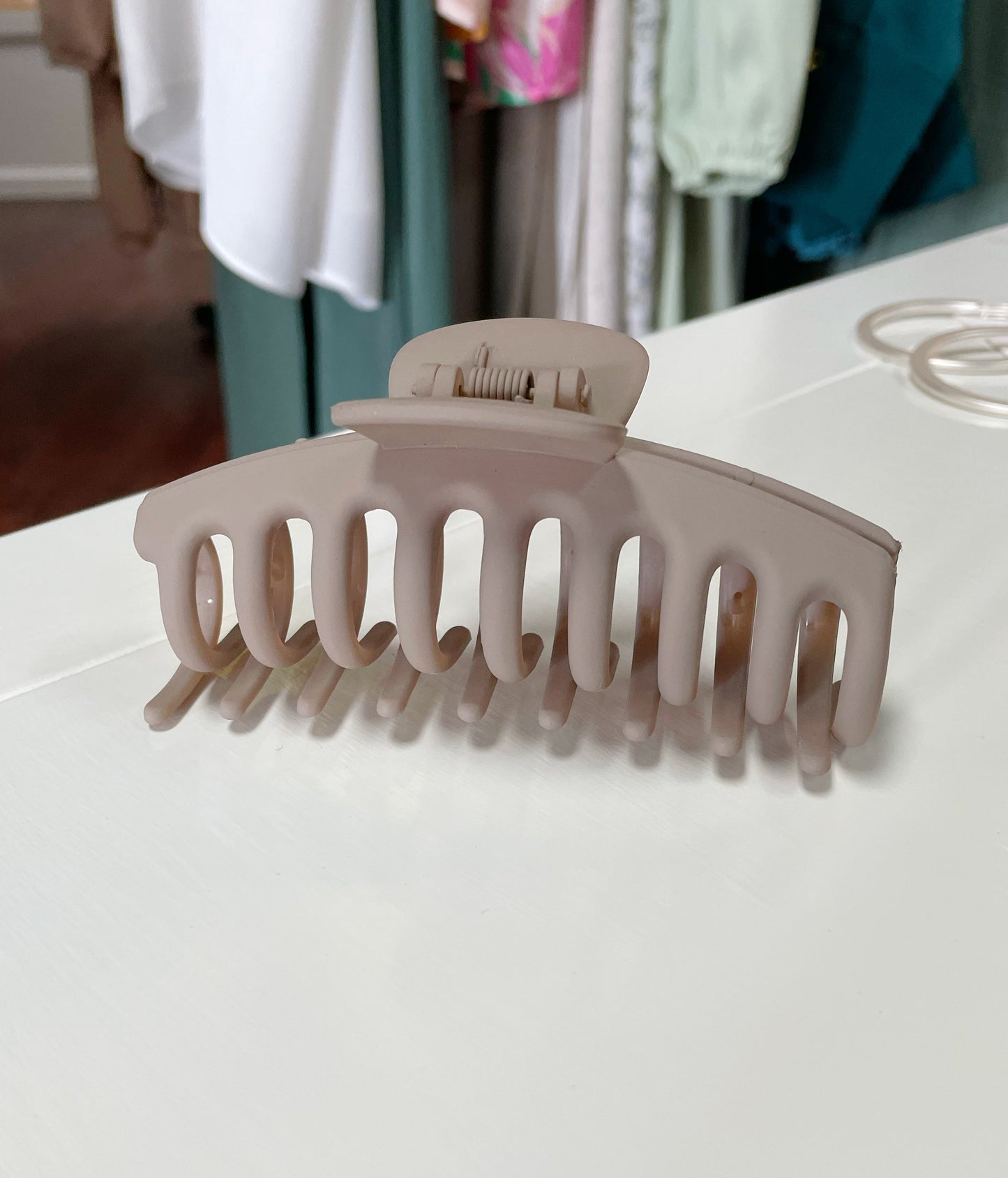 Oversized Claw Clips