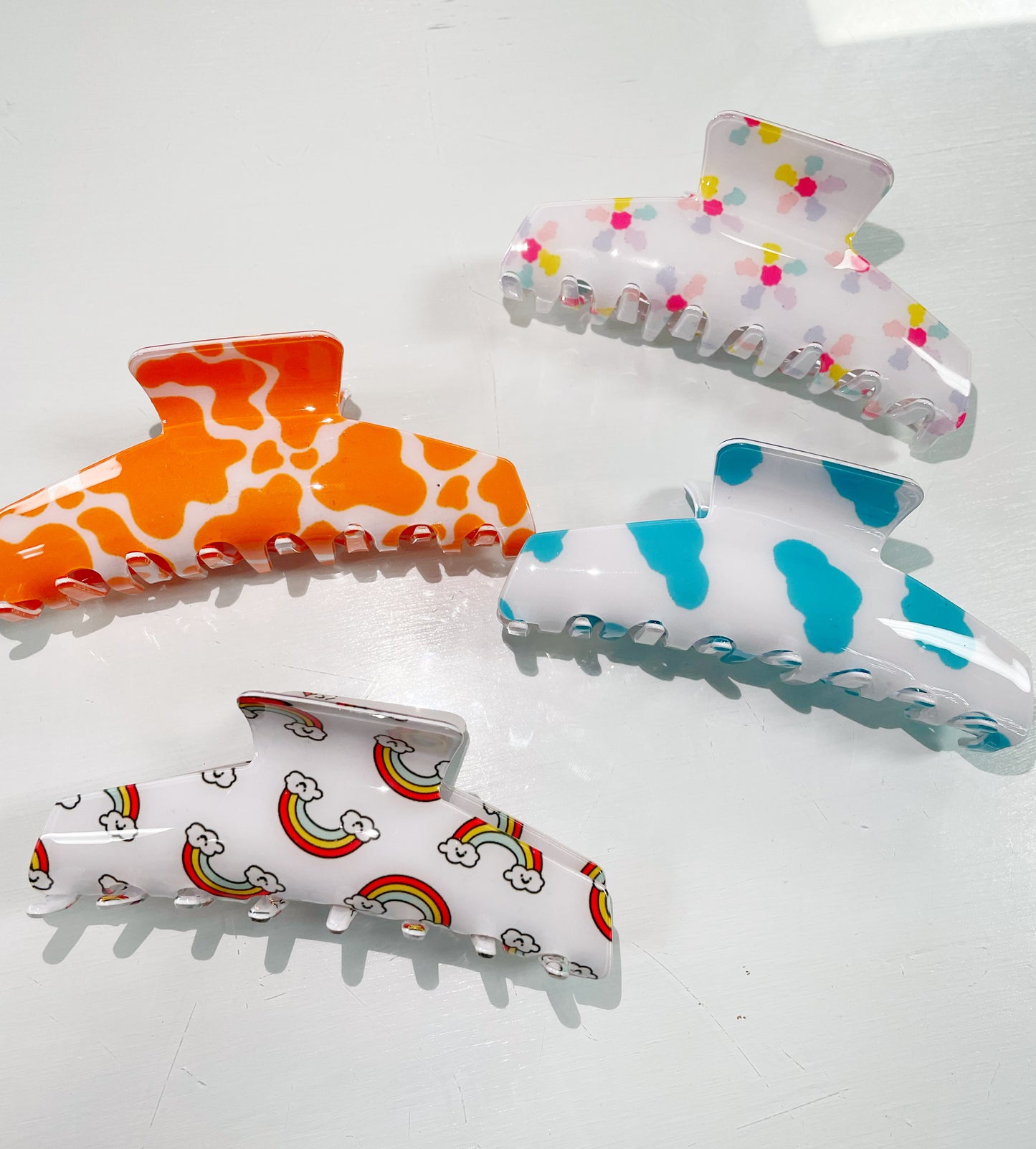 Over Sized Groovy Hair Claw Clip