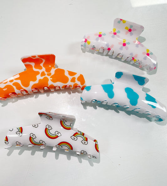 Over Sized Groovy Hair Claw Clip