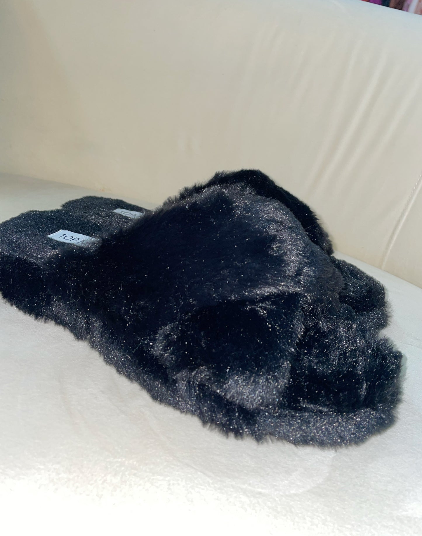 Black fuzzy open-toe platform slippers