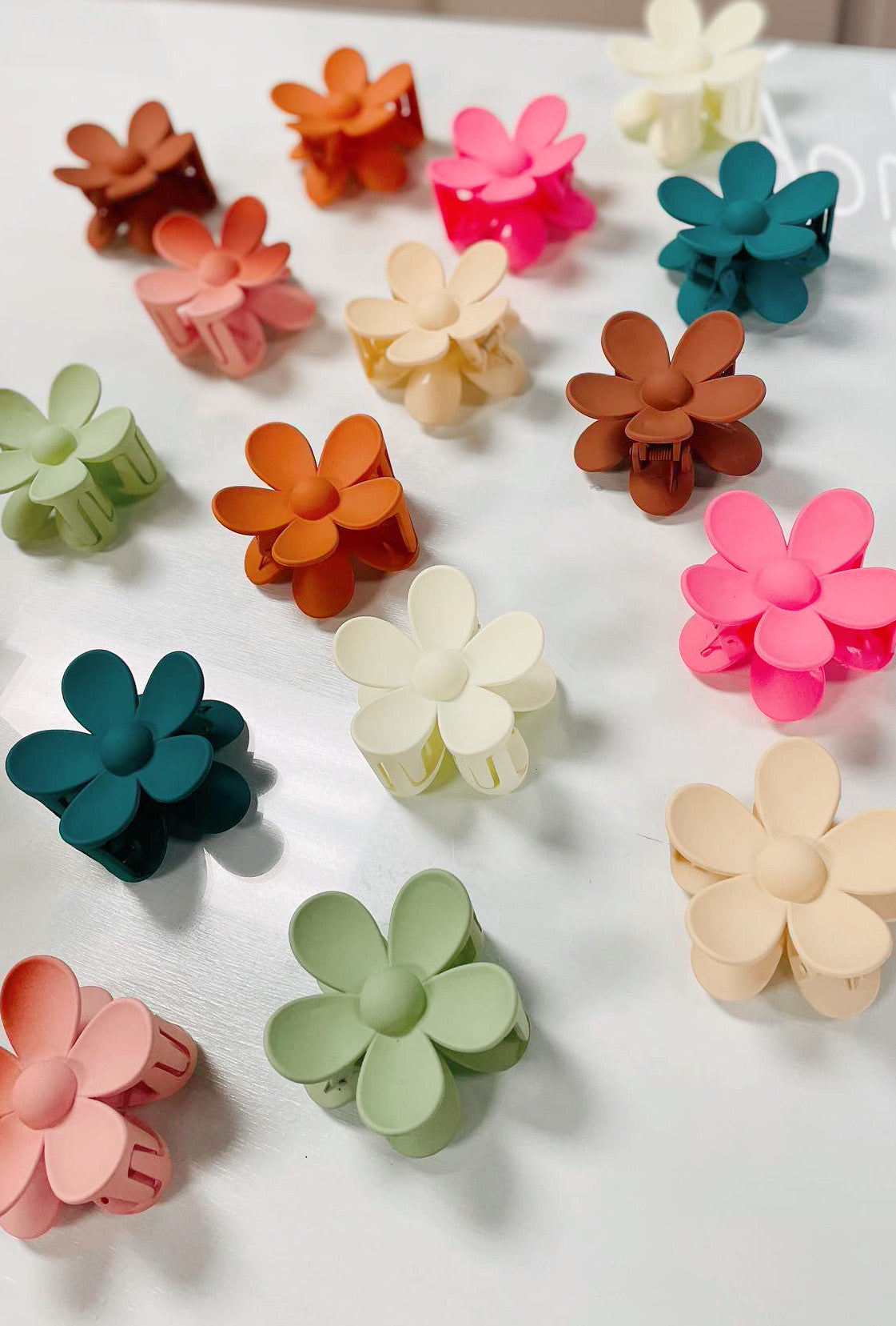 Oversized Matte Flower Hair Claw Clips