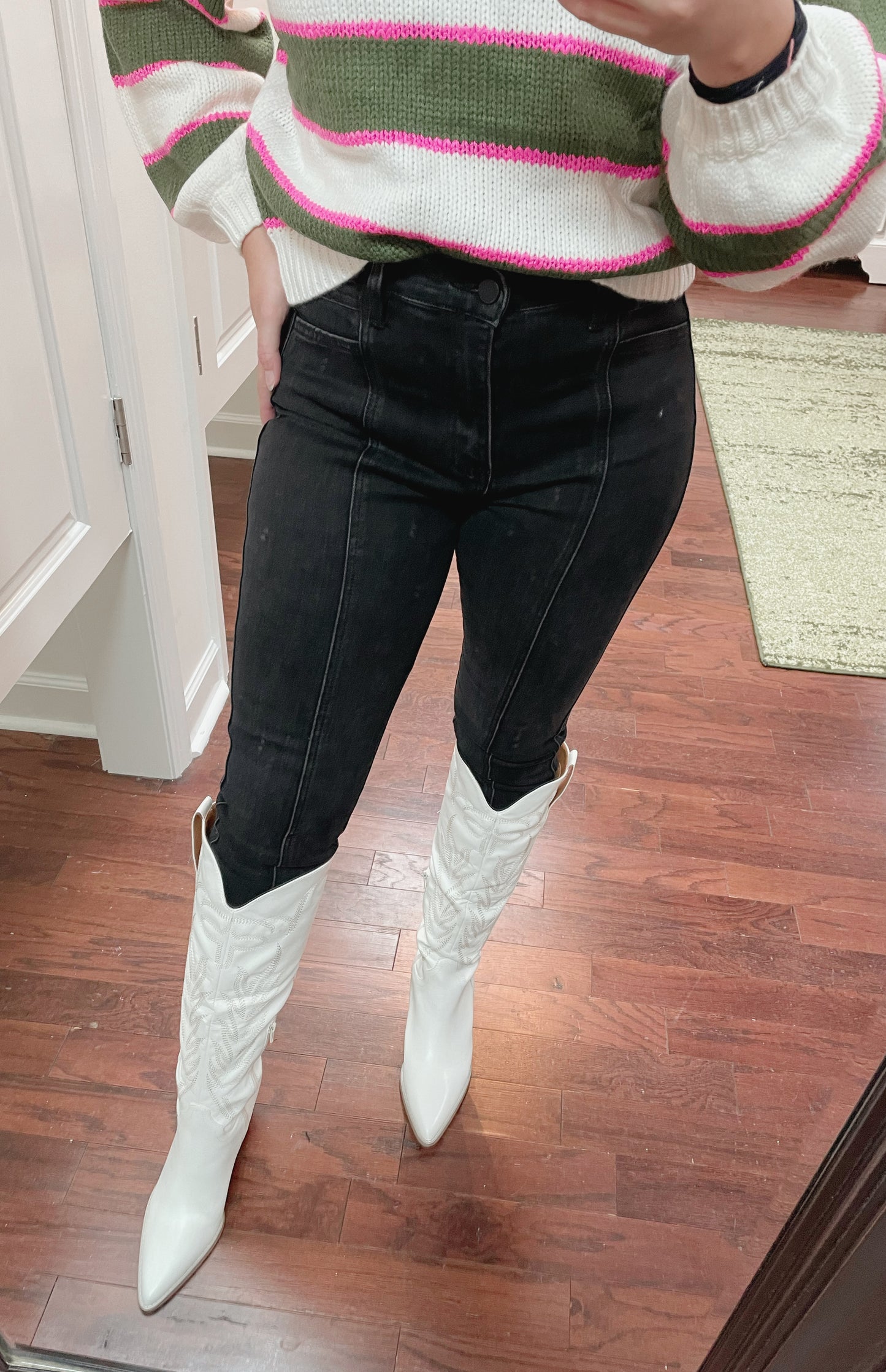 Ultra High Rise Skinny Front Seam Jean - F4301